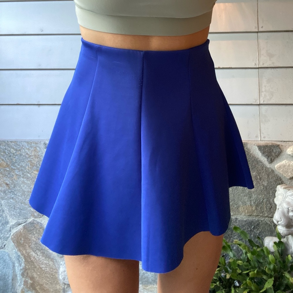 Blue pleated mini skirt